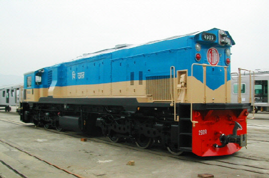 현대로템 경유전기기관차. <현대로템 제공>